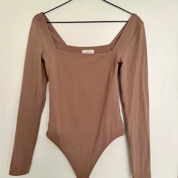 Aritzia Long Sleeve Bodysuit - Picture 3 of 5